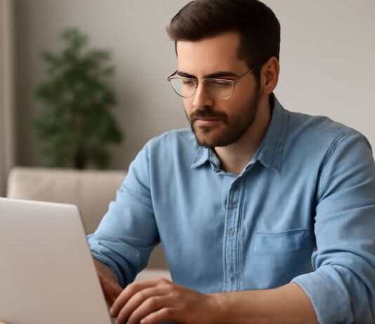 5 Life-Changing Remote Side Hustles for an Extra $1,000 a Month 5 Life-Changing Remote Side Hustles for an Extra $1,000 a Month